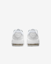 Cargar imagen en el visor de la galería, NIKE AIR MAX EXCEE GS