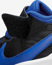 Cargar imagen en el visor de la galería, NIKE TEAM HUSTLE D 10 PS