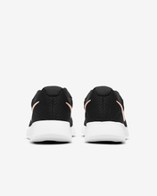 Cargar imagen en el visor de la galería, NIKE TANJUN