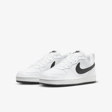 Cargar imagen en el visor de la galería, NIKE COURT BOROUGHT GS
