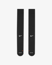 Cargar imagen en el visor de la galería, NIKE CALCETA SOCCER
