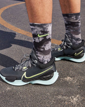Cargar imagen en el visor de la galería, NIKE RENEW ELEVATE 3
