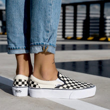 Cargar imagen en el visor de la galería, VANS PLATAFORMA
