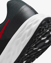 Cargar imagen en el visor de la galería, NIKE REVOLUTION 6 NEXT NATURE
