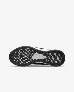 NIKE REVOLUTION 6 GS