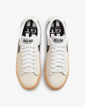 Cargar imagen en el visor de la galería, NIKE SB ZOOM BLAZER LOW GT PRO
