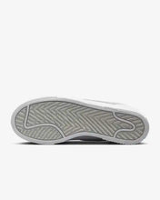Cargar imagen en el visor de la galería, NIKE COURT LEGACY LIFT
