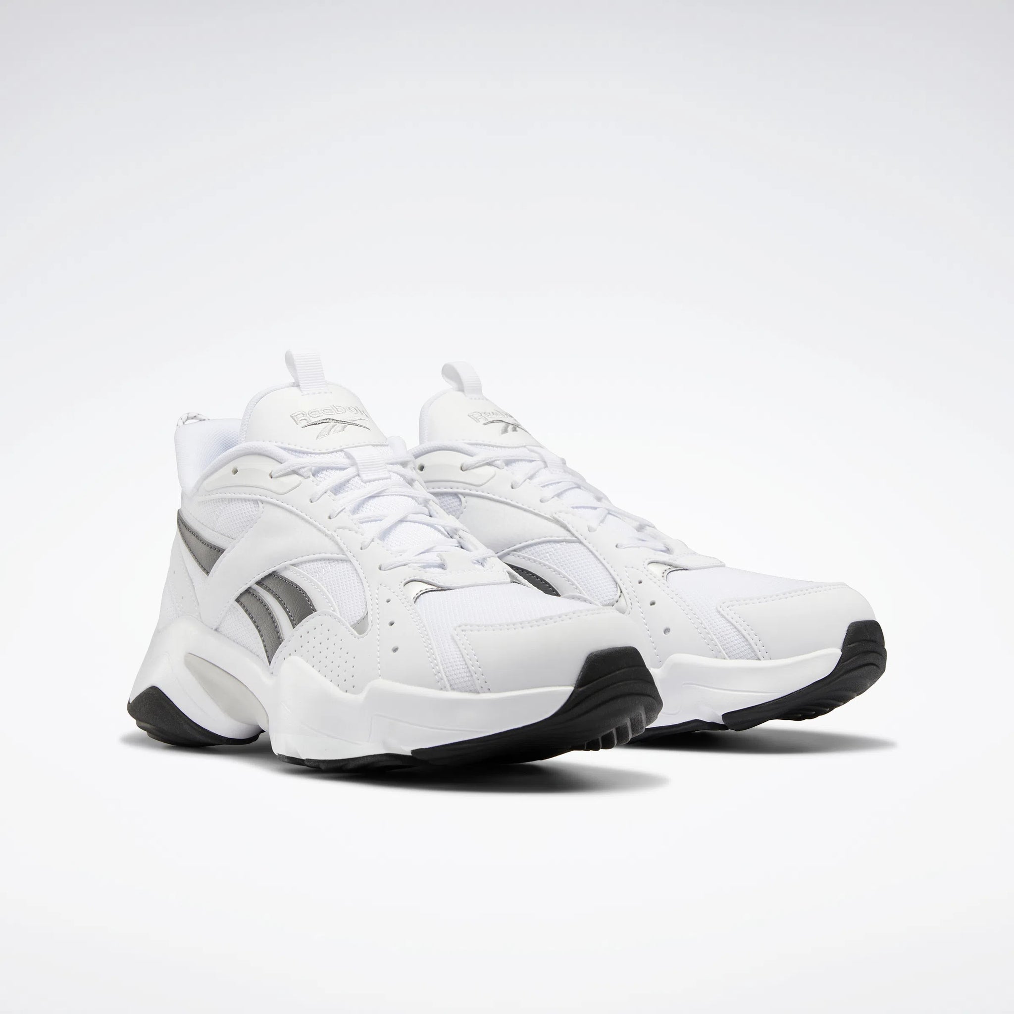 White reebok aztrek 2025