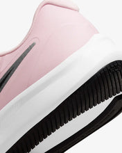 Cargar imagen en el visor de la galería, NIKE STAR RUNNER 3 GS
