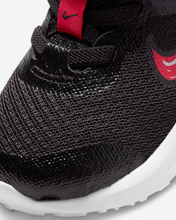 Cargar imagen en el visor de la galería, NIKE REVOLUTION 6 TD
