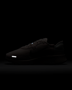 NIKE REPOSTO