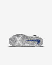 Cargar imagen en el visor de la galería, NIKE TEAM HUSTLE D 10 PS
