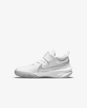 Cargar imagen en el visor de la galería, NIKE TEAM HUSTLE D 10 PS
