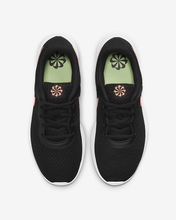 Cargar imagen en el visor de la galería, NIKE TANJUN
