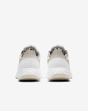 Cargar imagen en el visor de la galería, NIKE REVOLUTION 5 PRM
