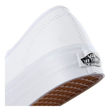 Cargar imagen en el visor de la galería, VANS AUTHENTIC LTHR
